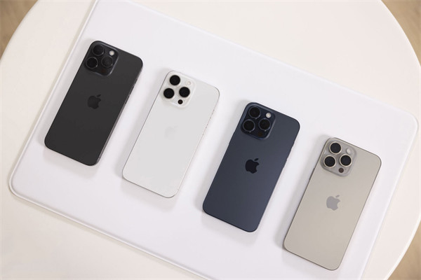 苹果在 iPhone 15/ Pro 机型中引入全新的电池健康设备