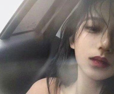 女生伤感个性签心里难受想哭 后来发现什么都不重要了