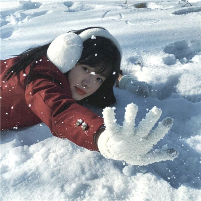 微信失焦氛围感下雪天女头 高冷冷淡风女头合集